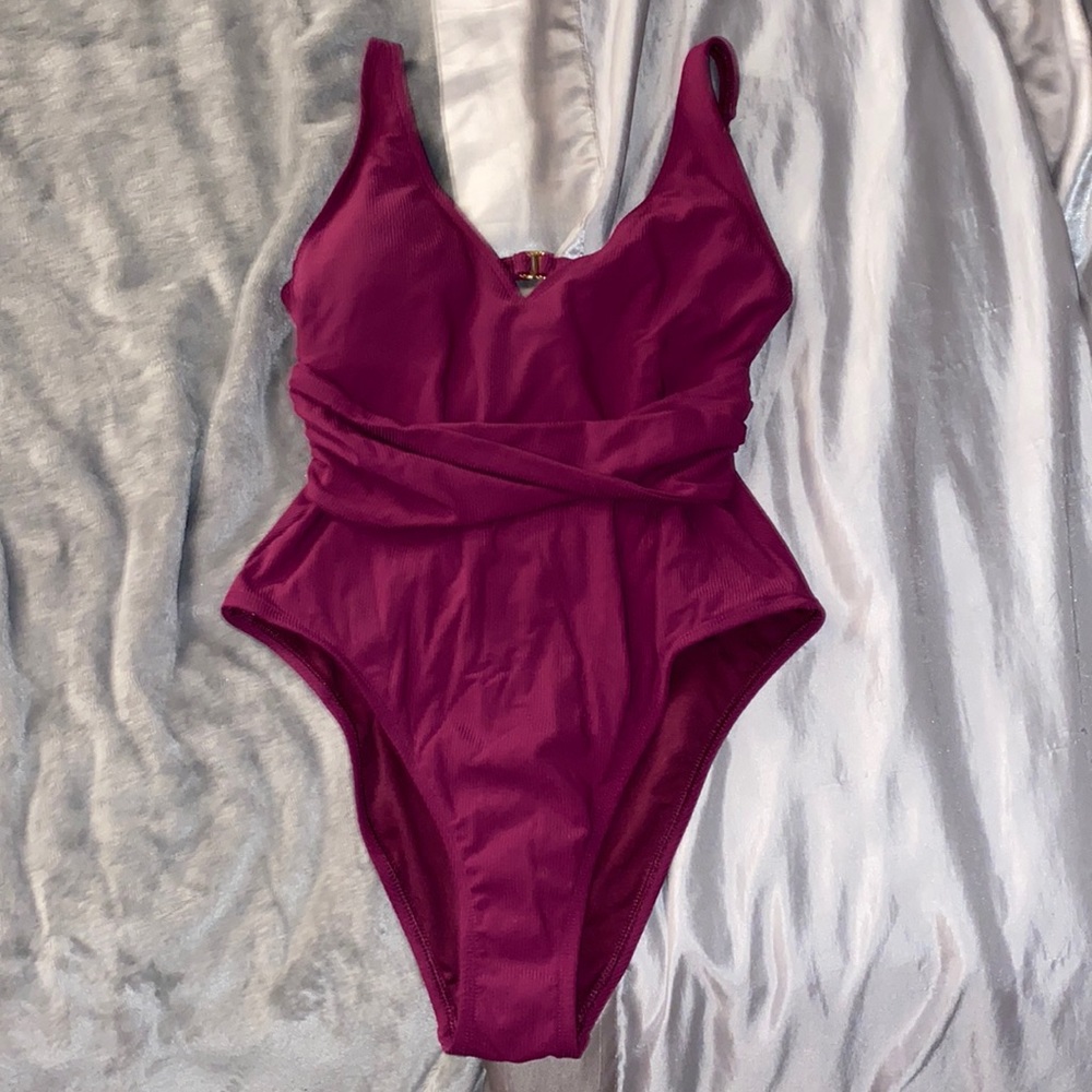 one piece swim suit